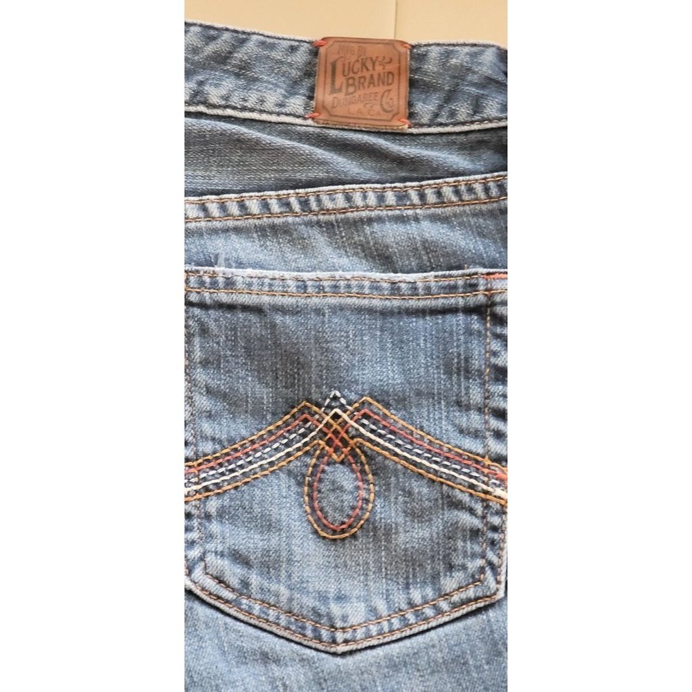Lucky Women's Blue Jeans Straight Leg Size 6/28 - Picture 3 of 5